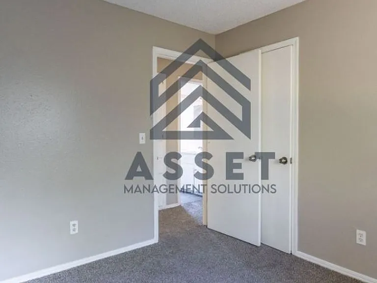 9316 NE Stardust Ln — Photo 19