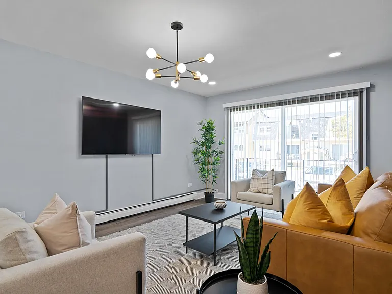 5745 Circle Dr #1W — Photo 4