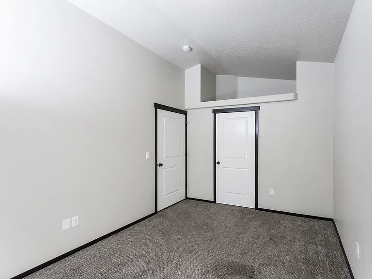 448 Cardinal Pl — Photo 10