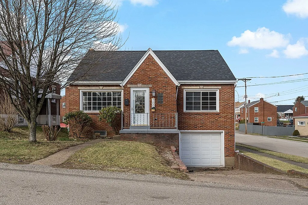 700 Upston St photo 1
