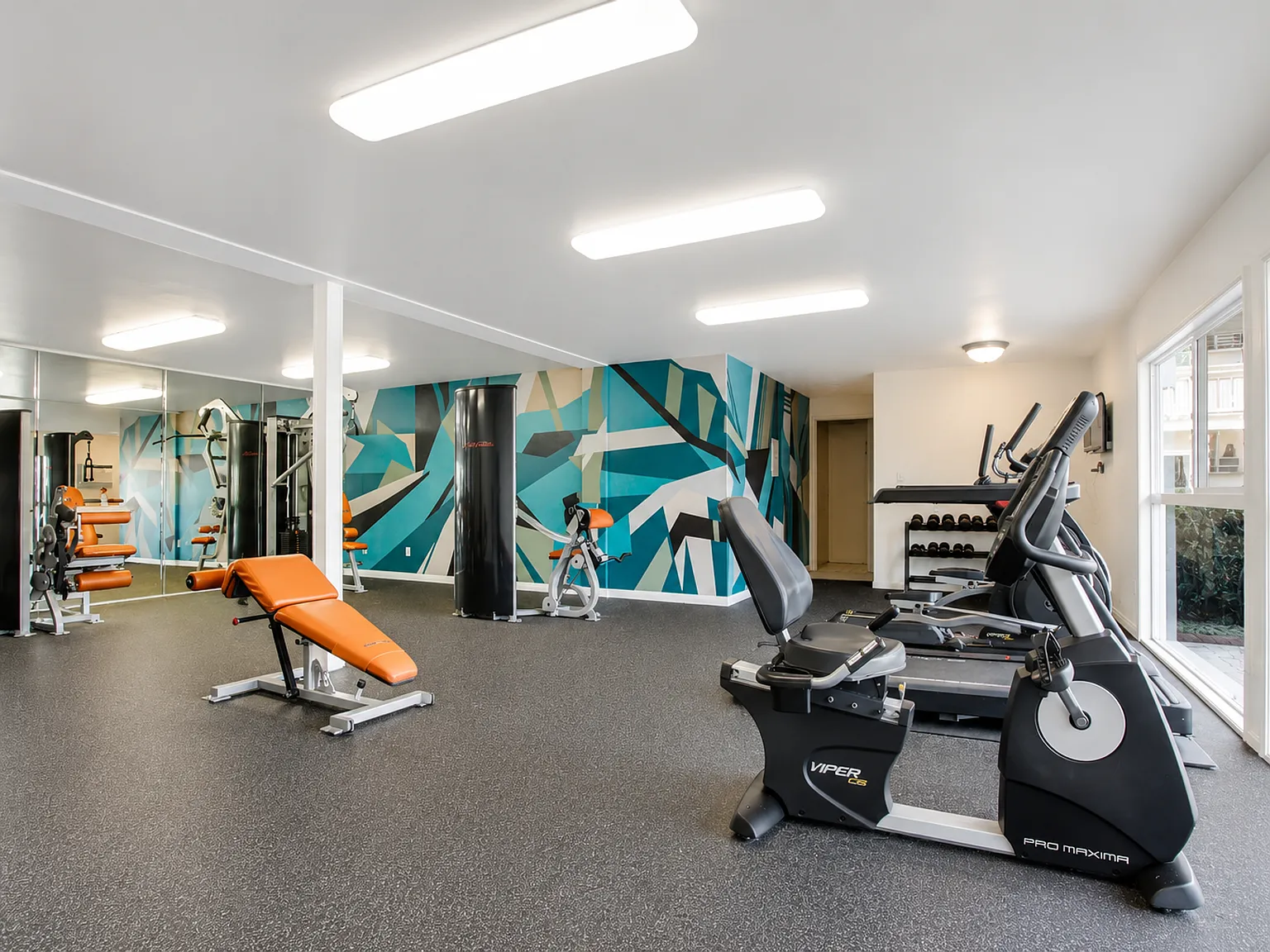 Villa La Paloma Apartments | 7722 Reseda Blvd — Photo 4