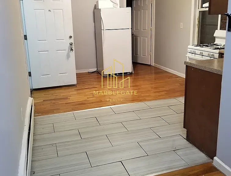 311 S 6th St #33R — Photo 5