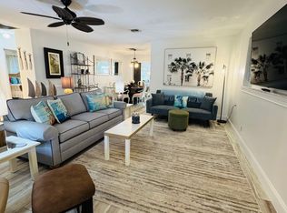 1606 Venus Ave, Jupiter, FL 33469
