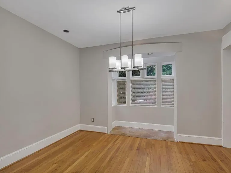 1706 N Glebe Rd — Photo 13