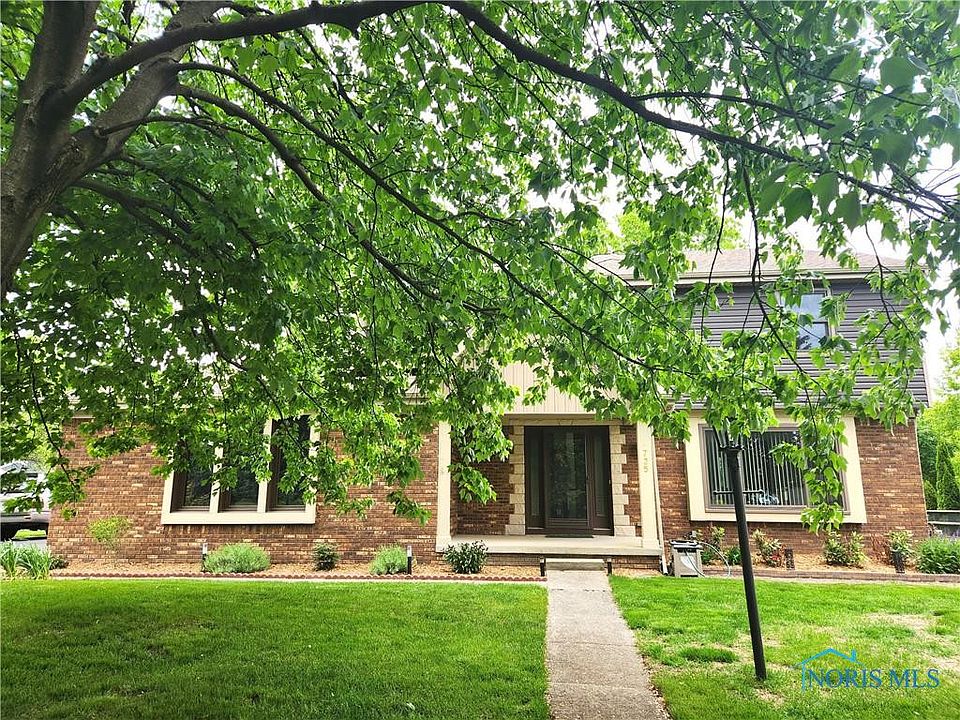 1st image of 725 Ashbury Dr