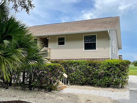 2nd image of 9076 Mockingbird Dr