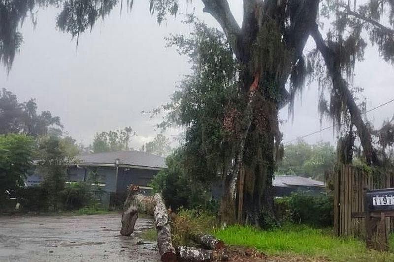 1st image of 11911 Circle B Rd