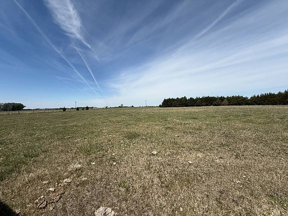 4th image of 5 / Acres