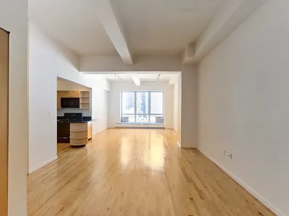 80 Nassau Street image 3 of 8