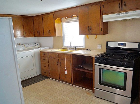 3rd image of 232 Lotteman Dr