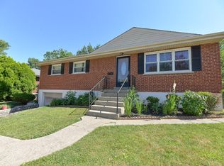 8902 Cherry Blossom Ln, Cincinnati, OH 45231