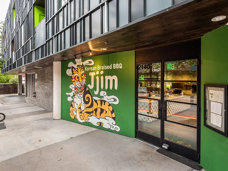 Street-Level Korean BBQ Eatery at Lamar Union Apartments