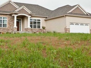 1583 Hawk NE, Solon, IA 52333