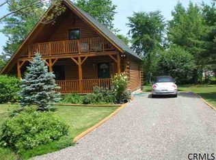 49 Daredevil Dr, Athens, NY 12015