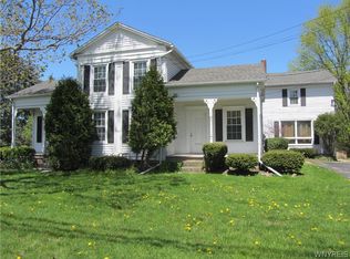 7325 Chestnut Ridge Rd, Lockport, NY 14094