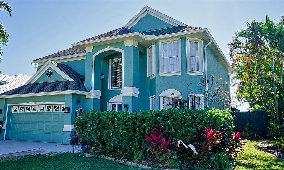 1st image of 917 NW Waterlily Pl