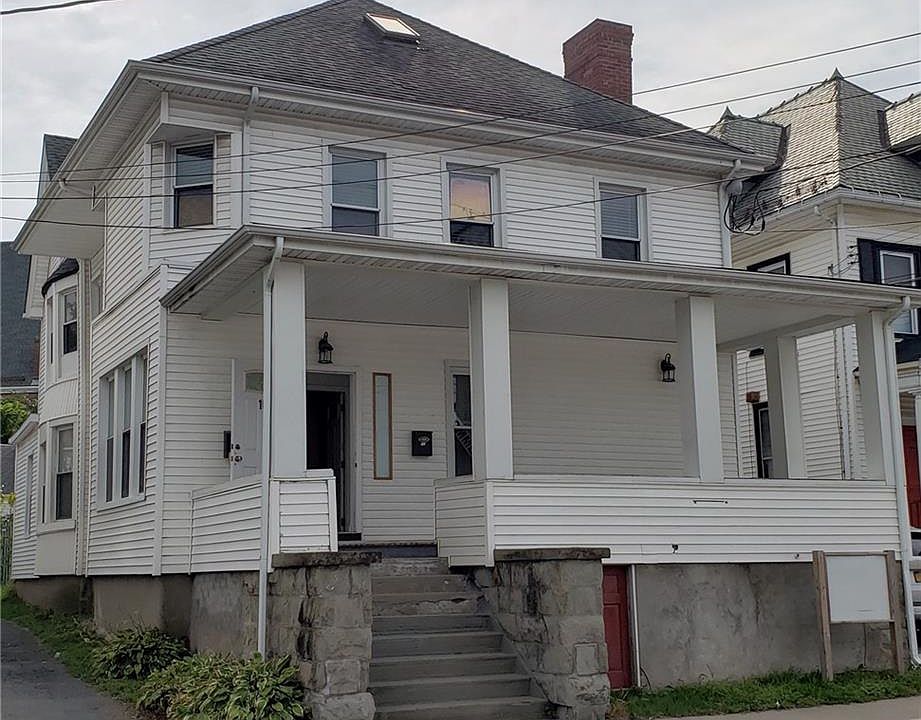 1st image of 16 Orchard St