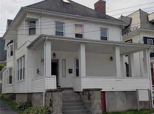 16 Orchard St, Middletown, NY 10940