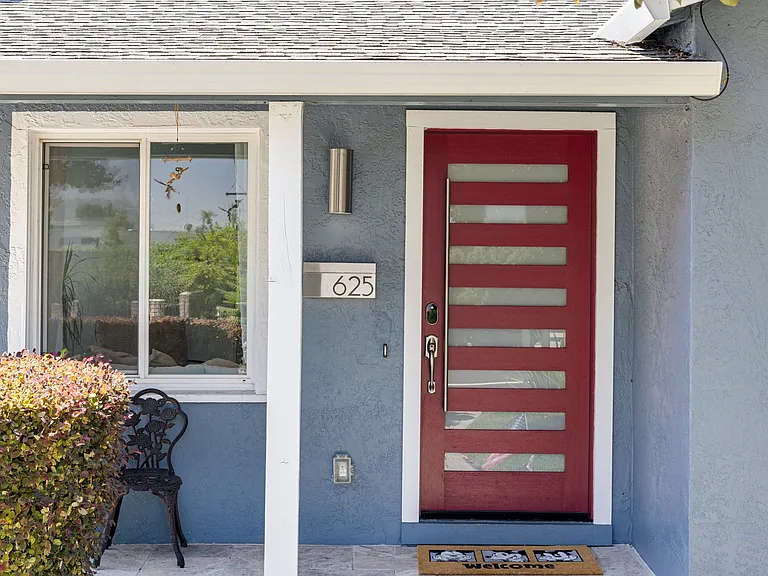 625 Minnesota Ave — Photo 2