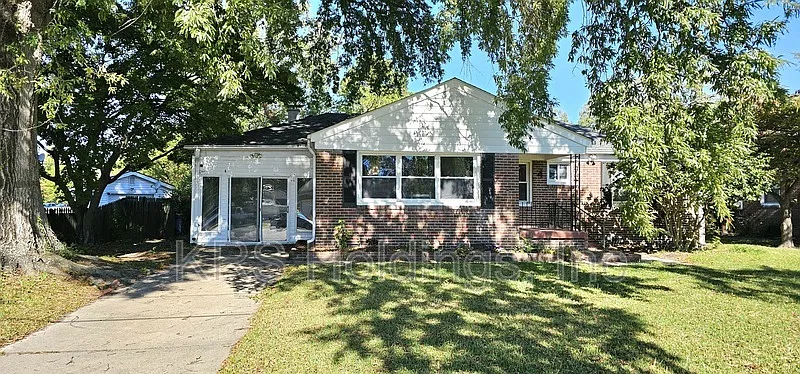 4 Rhonda Cir