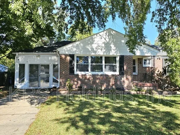 4 Rhonda Cir, Hampton, VA 23669