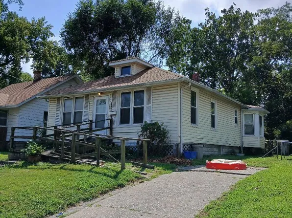 2114 Rockwell St, Alton, IL 62002