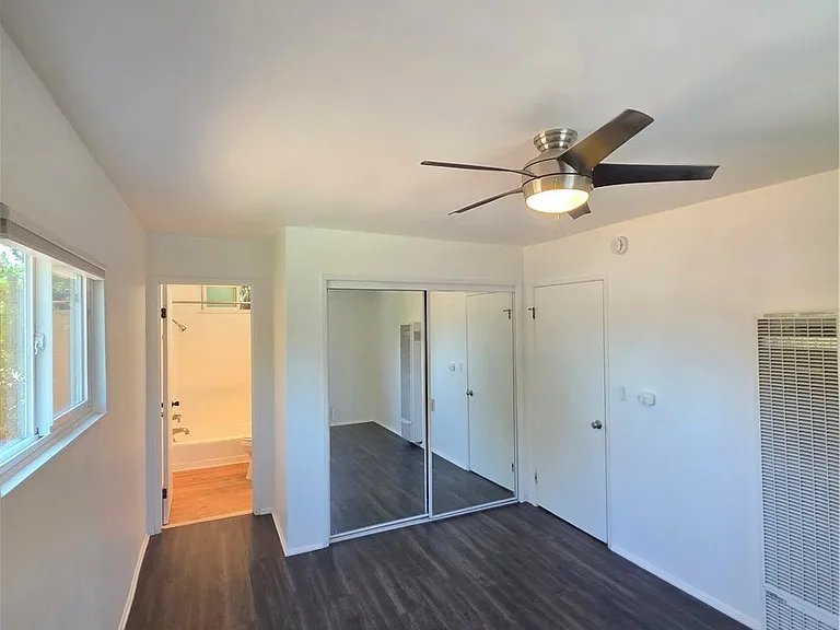 5432 Woodlake Ave N — Photo 14