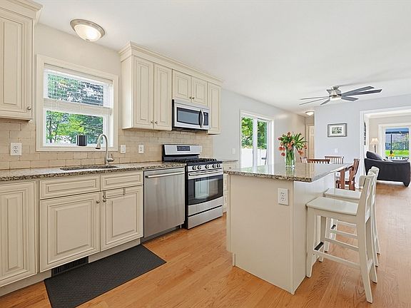 4th image of 5 Jarbrook Rd