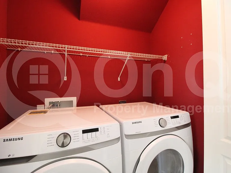 4273 E Oakland St — Photo 19