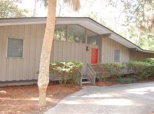63 N Sea Pines Dr, Hilton head island, SC 29928