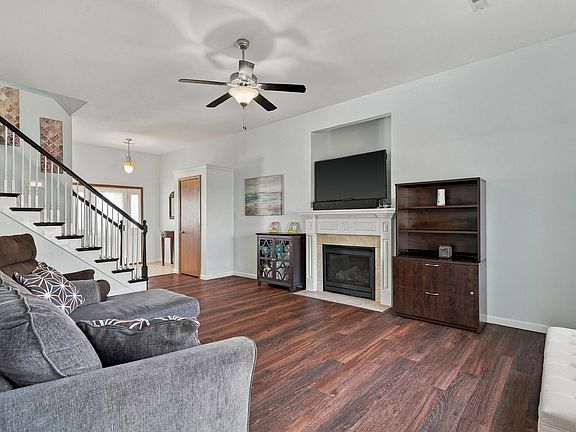 3rd image of 5709 Oswago Cir