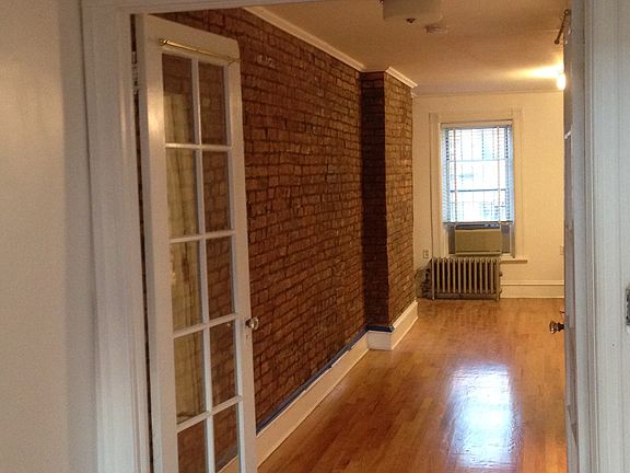 3rd image of 93 Garfield Pl #3