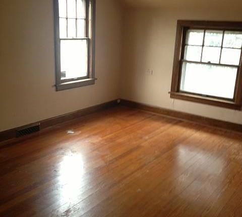 5th image of 87 Grand Blvd