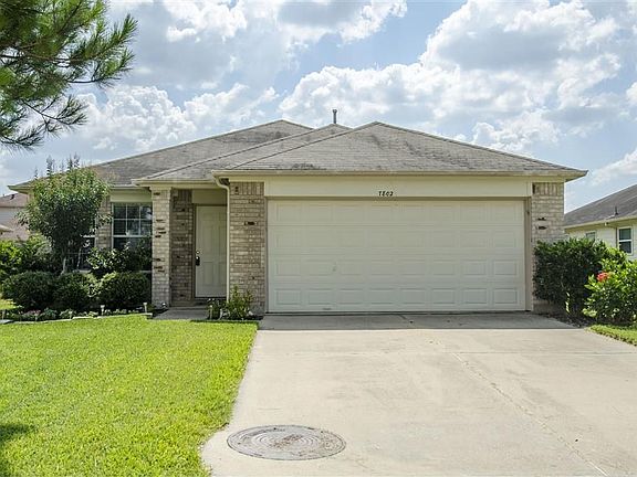 2nd image of 7802 Sisterdale Dr