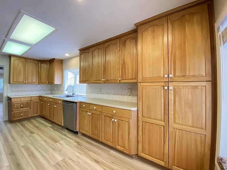 2620 El Aguila Ln — Photo 10