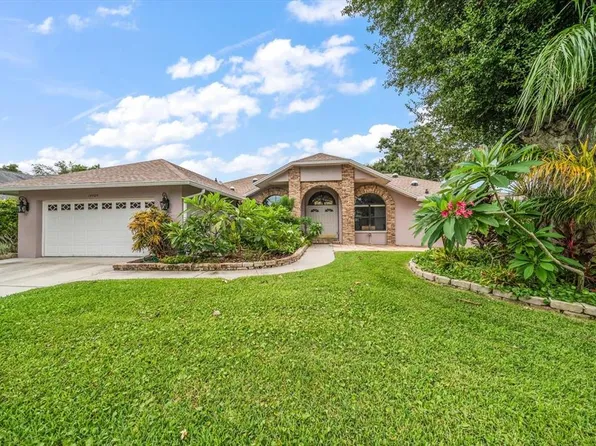 14404 Mark Dr, Largo, FL 33774