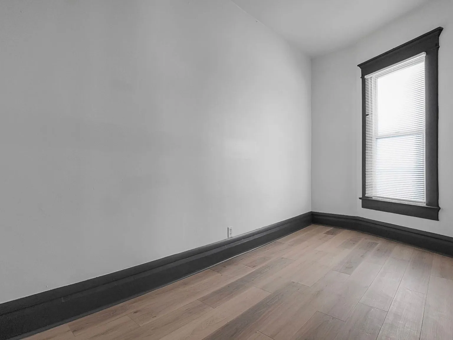 Welcome to 51 E North St. — Photo 4
