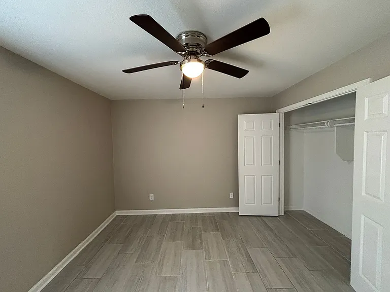 1108 Ruth Ann Dr — Photo 5