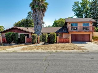 3360 Ridgecrest Dr, Carlsbad, CA 92008