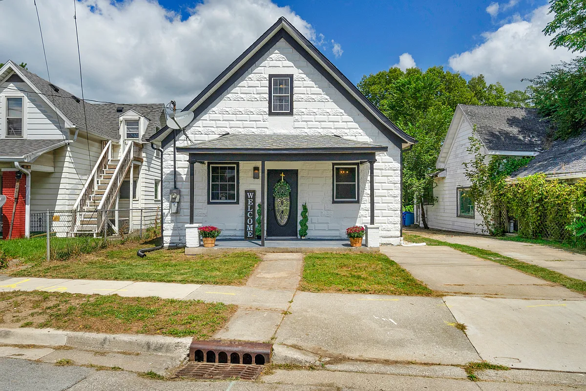 618 East Vaile Avenue - 1 — Photo 1