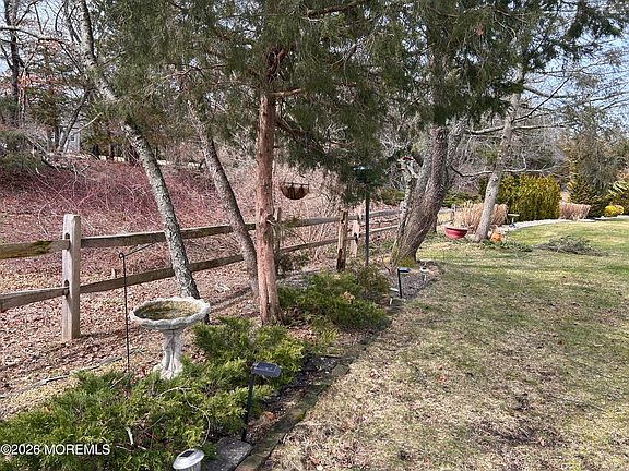 3rd image of 1904 Cherryvale Court