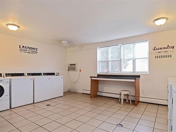 5th image of 4417 Linwood Ct #4431-1