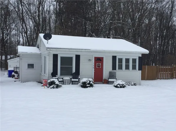 128 Linwood Ave, Albion, NY 14411