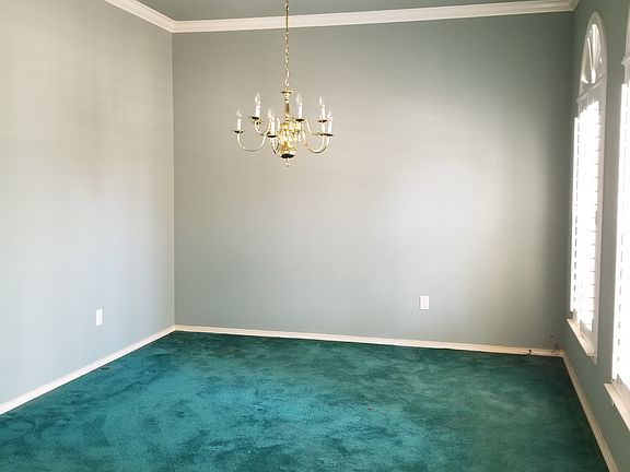 5th image of 5220 Vineyard Ln