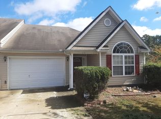 2170 Red Oak Cir, Union City, GA 30291