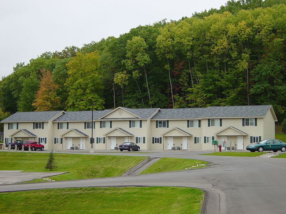 1st image of 3808 Vale Dr #3808