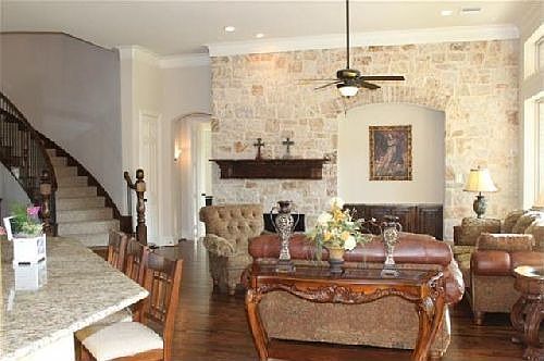 5th image of 138 Wild Plum Dr