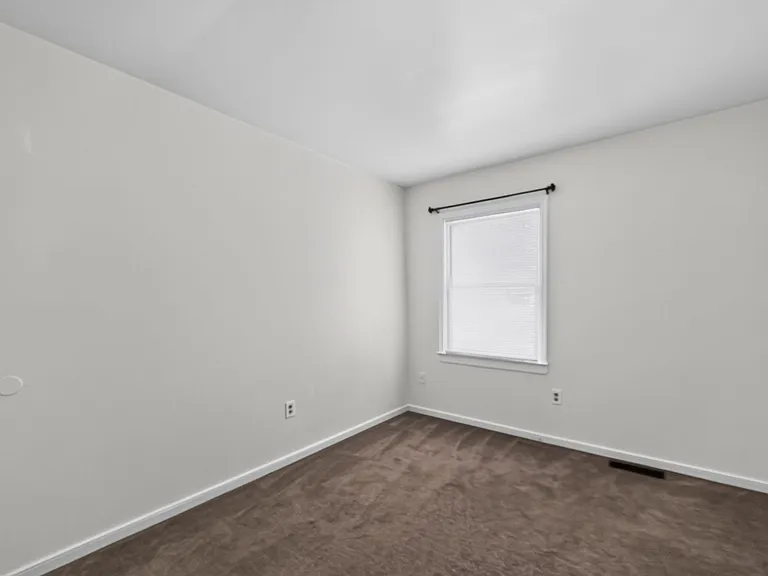 1512 Lakeview Ave — Photo 20