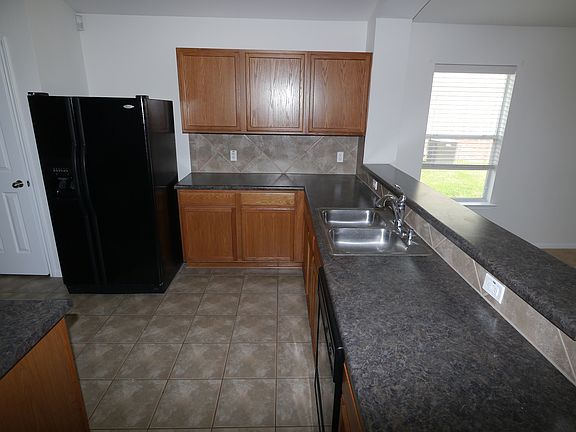 3rd image of 501 E Orion Dr