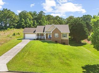 194 E Ridges Dr, Chuckey, TN 37641